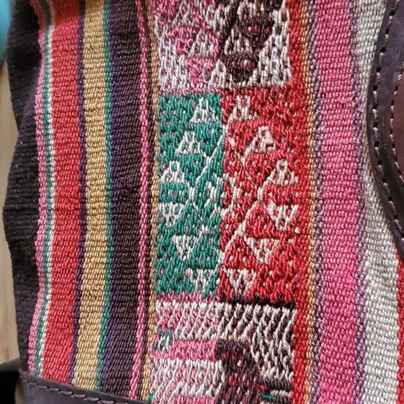 Guatemalan Leather Crossbody bag - Picture 2 of 8